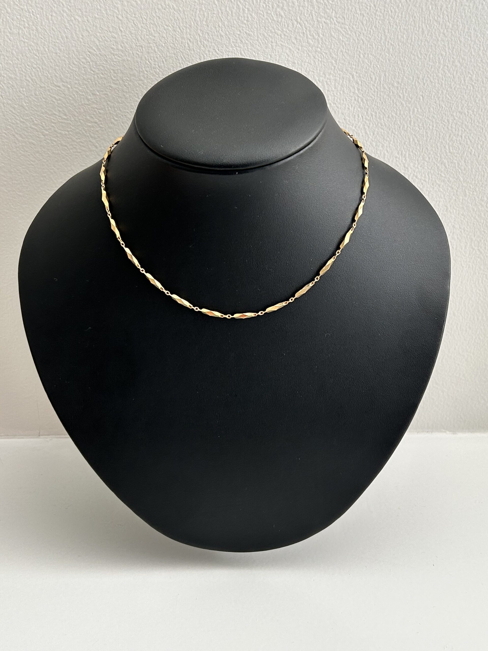 K18YG ﾈｯｸﾚｽ　11ｇ　