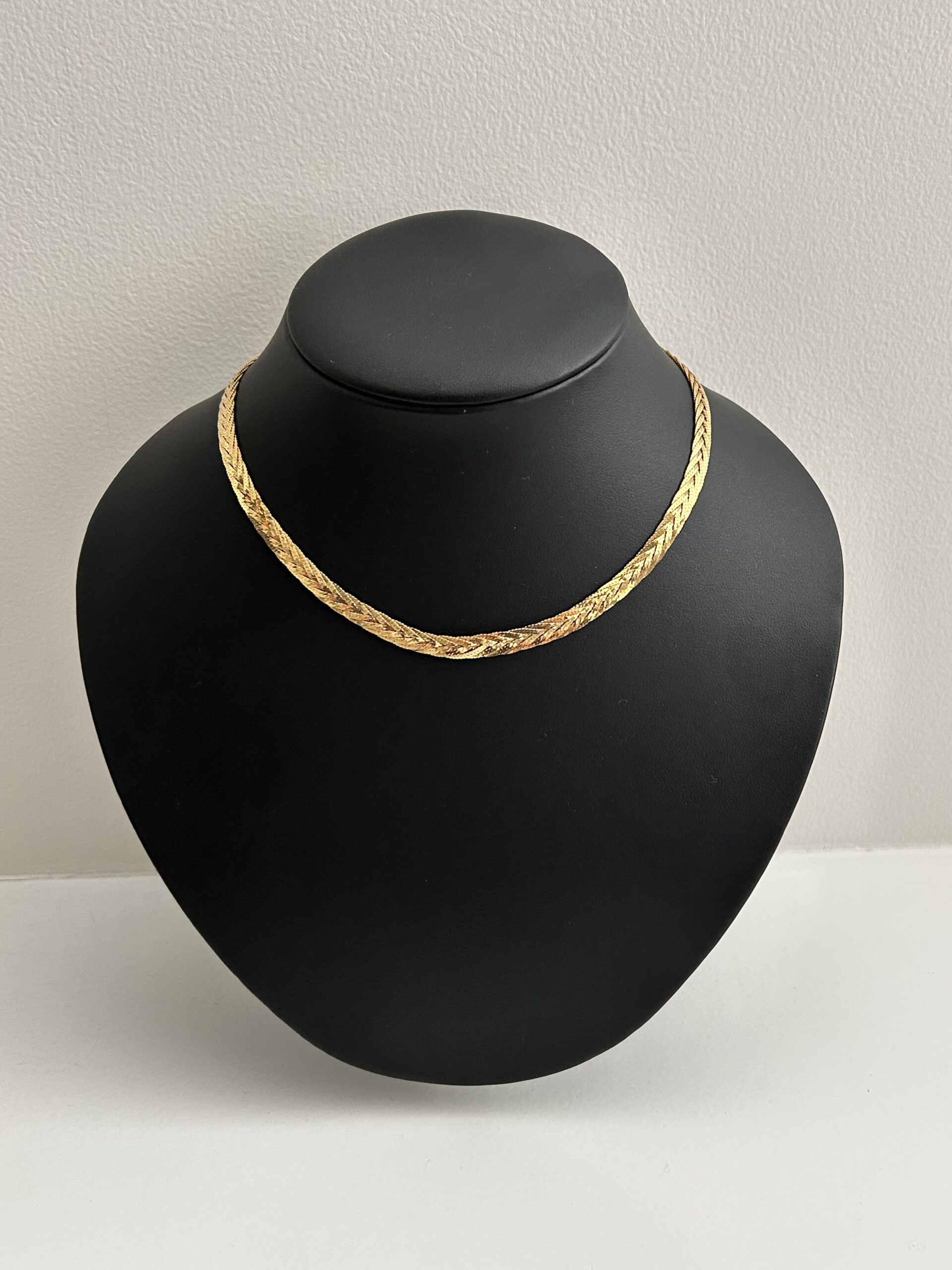 K18YG ﾈｯｸﾚｽ　19ｇ